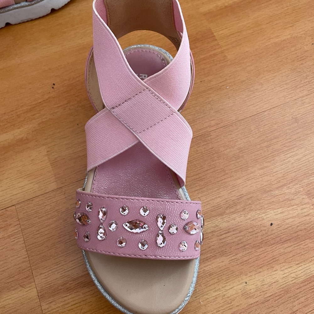 Kenneth Cole Lavern Mackie Sandals for girls- One time used